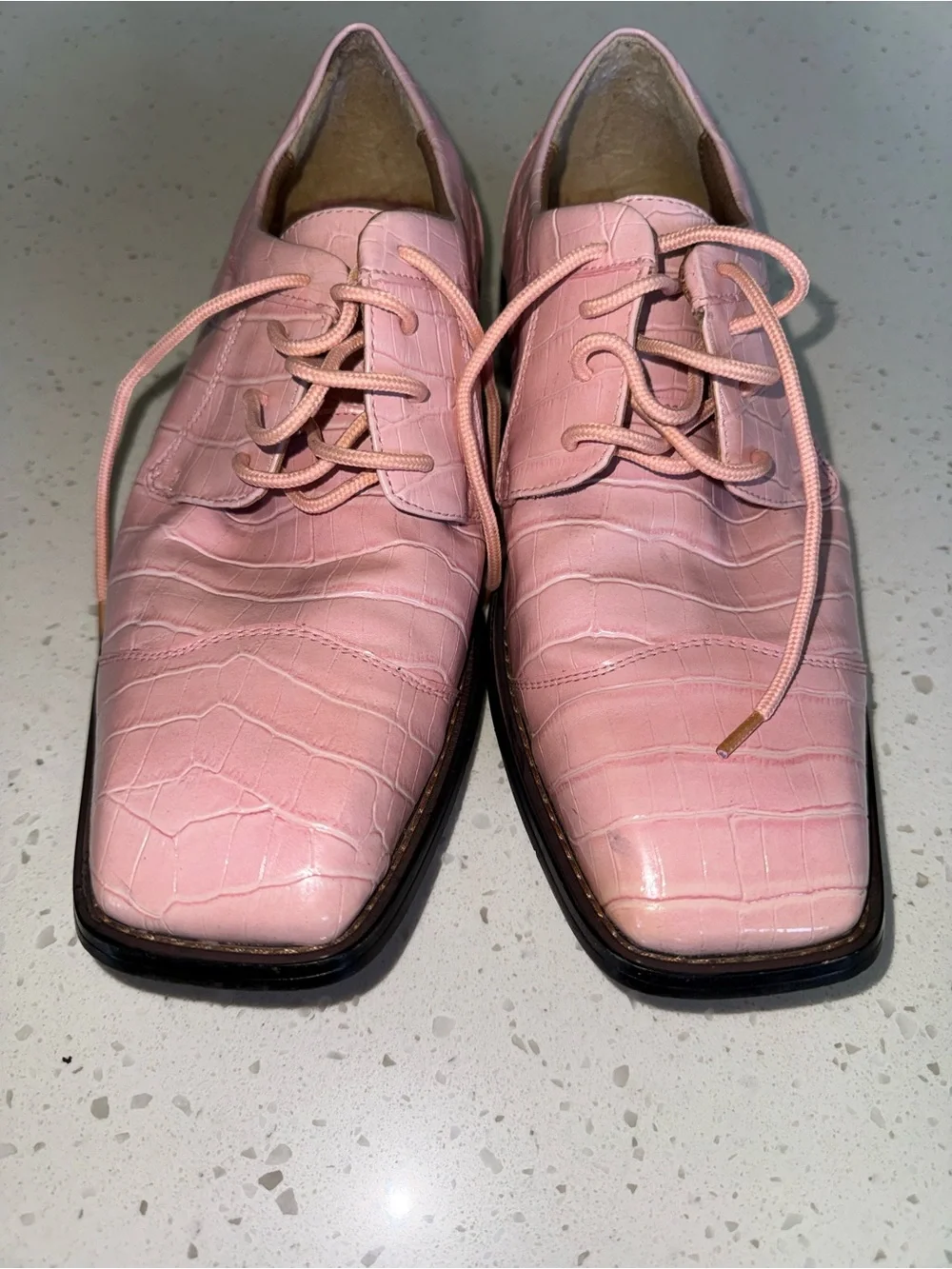 Men's Croc-Embossed Pink Leather Derby Shoes
